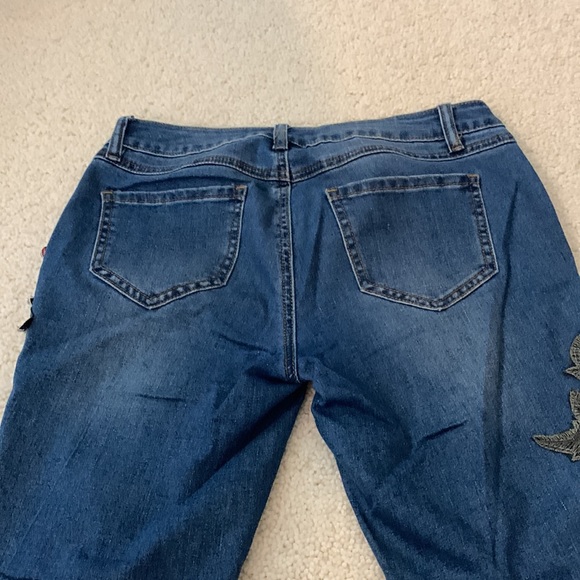 Flower-embroidered ripped Jeans, Size 7 - Picture 5 of 6